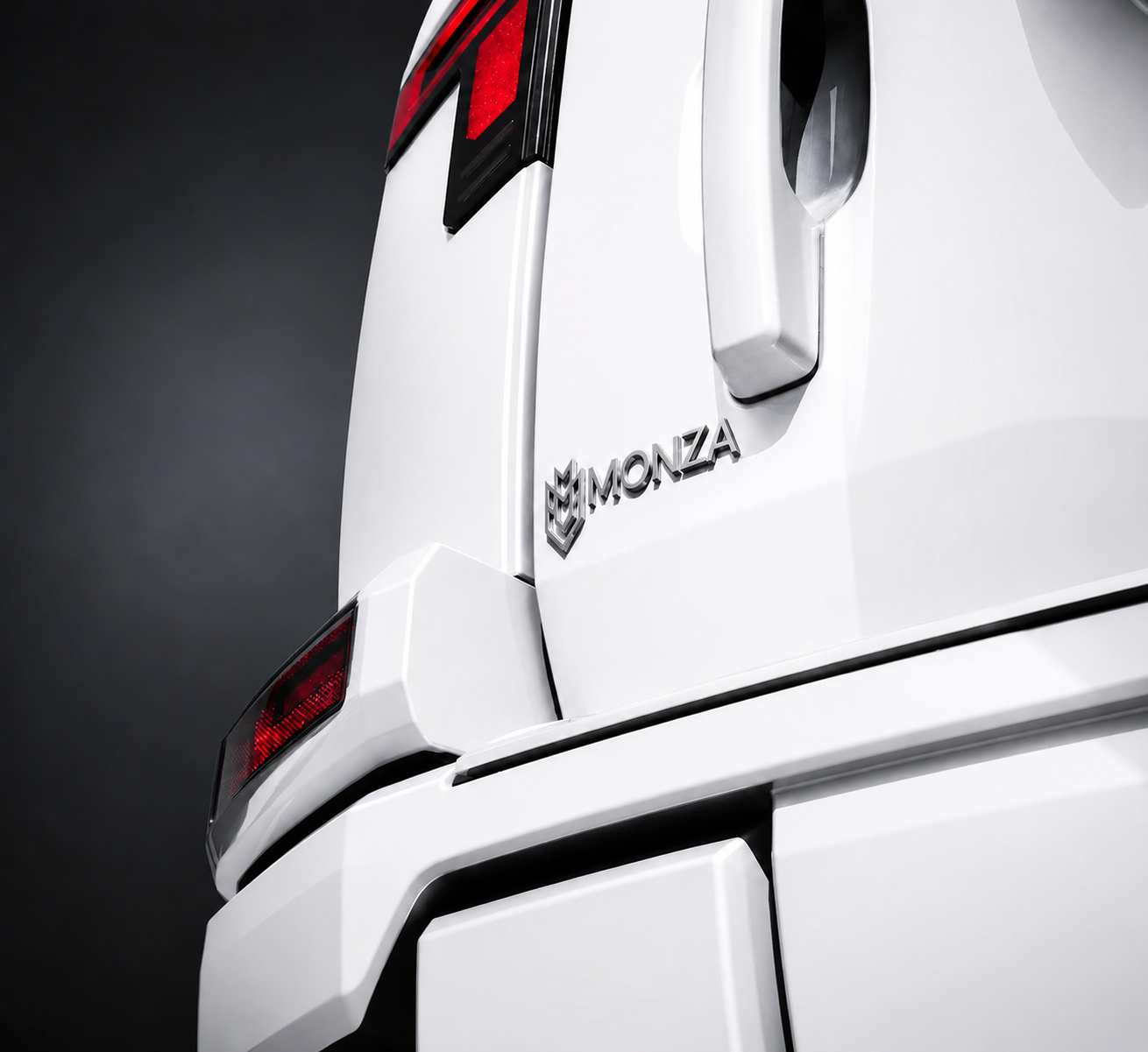 MHERO II rear corner — Clouds White